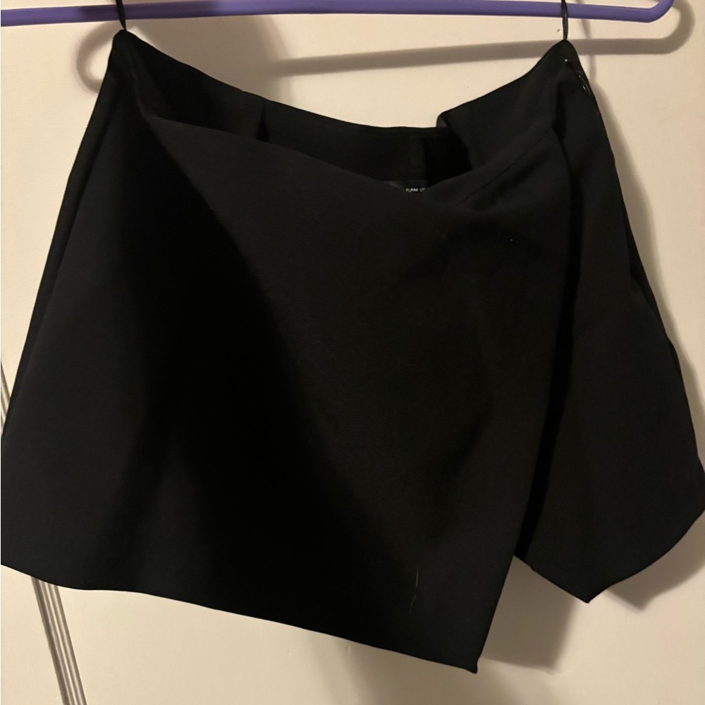 Zara skort size M NWT